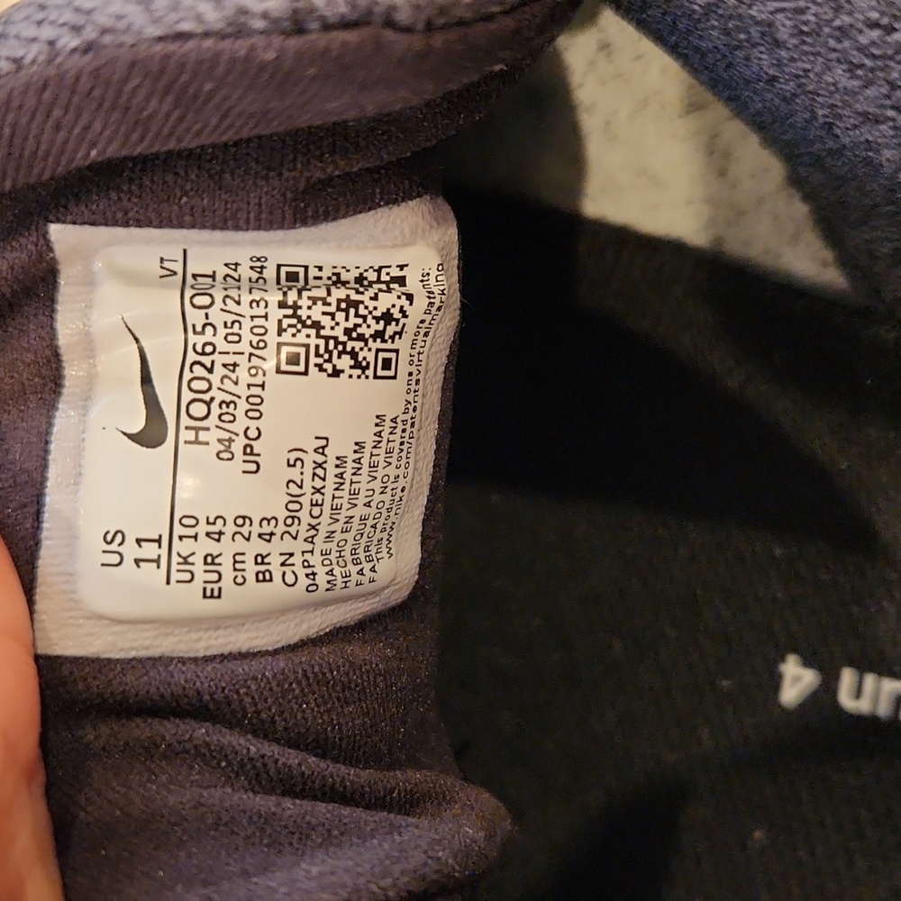 Nike ReactX Infinity Run 4 GORE-TEX Black-White-Anthracite-Volt US Size 11 - Picture 13 of 17